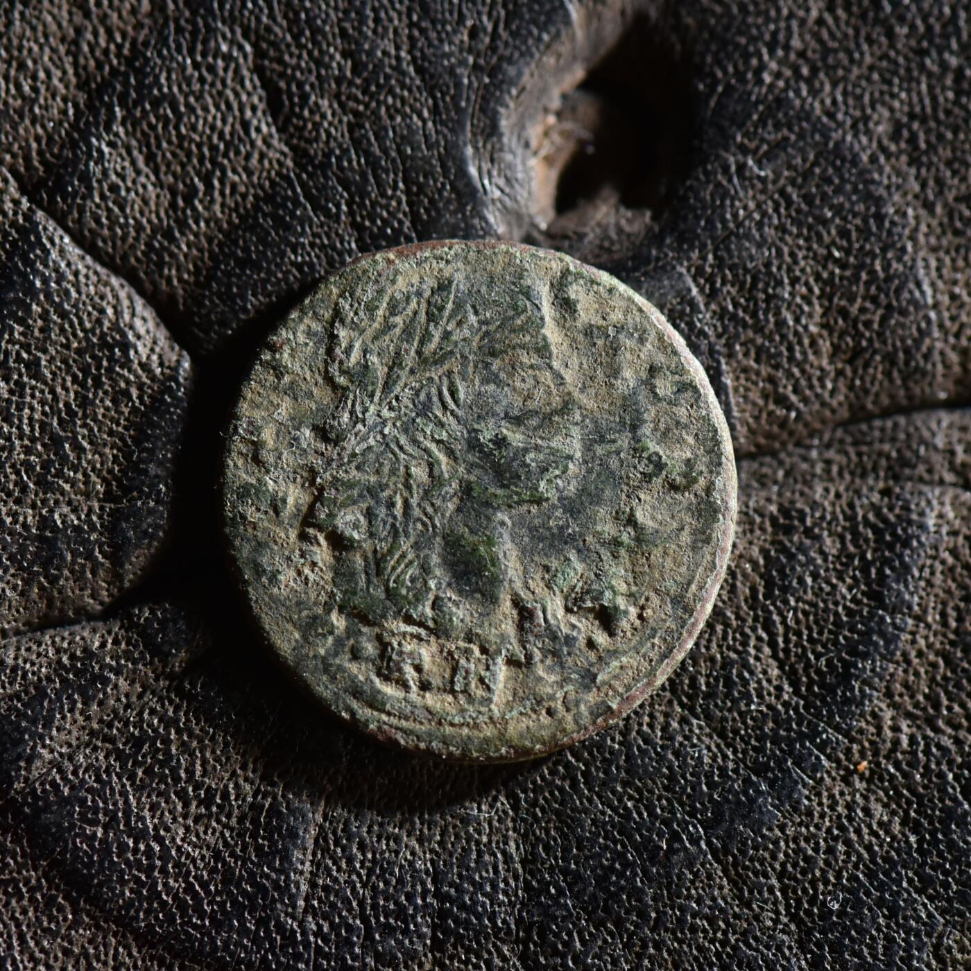 【良泉】【春节前最后一场】2月5日晚19.30点开拍！208组，本场结束后预存钱币的朋友请告知，将连同本场拍品一起邮寄，预祝诸位春节愉快！