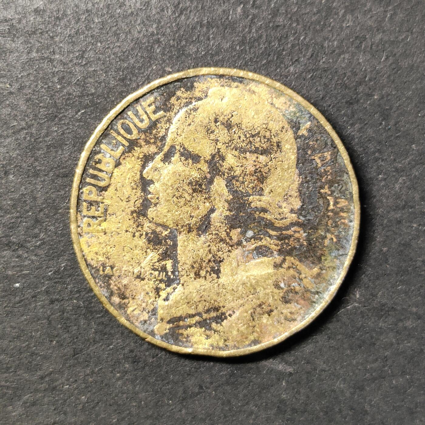 嘉禾收藏    【第433期】            无佣金、可寄存、满30元包邮 币一枚