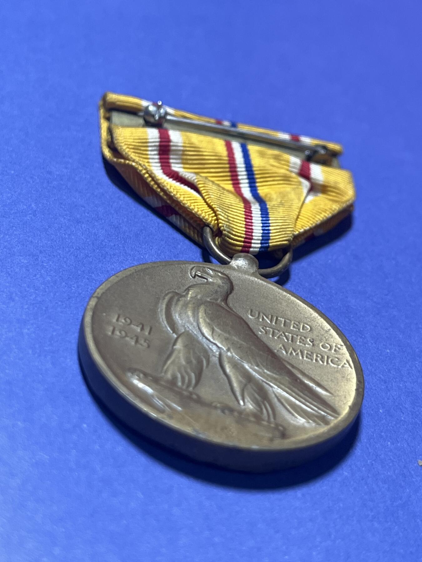 世界各国奖章纪念章徽章无底价拍卖