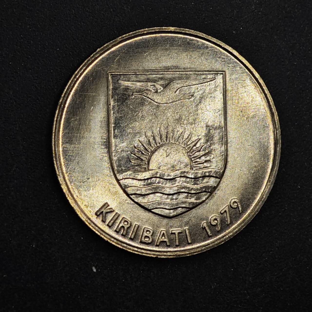 【淘币小摊】实时拍第八百四十四拍   散币场   满百包邮可预留二周 每周一统一发货   基里巴斯1979年10分镍币