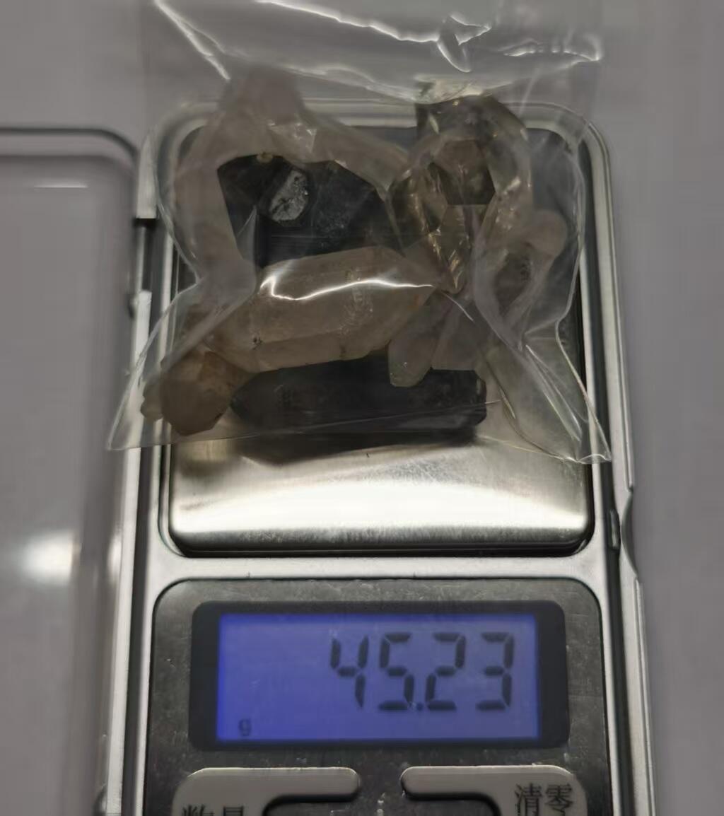 七河·世界钱币杂件水晶矿标小拍（总第33期） 藏家出品的X704（5）多品种云贵闪灵水晶原石一组共12颗