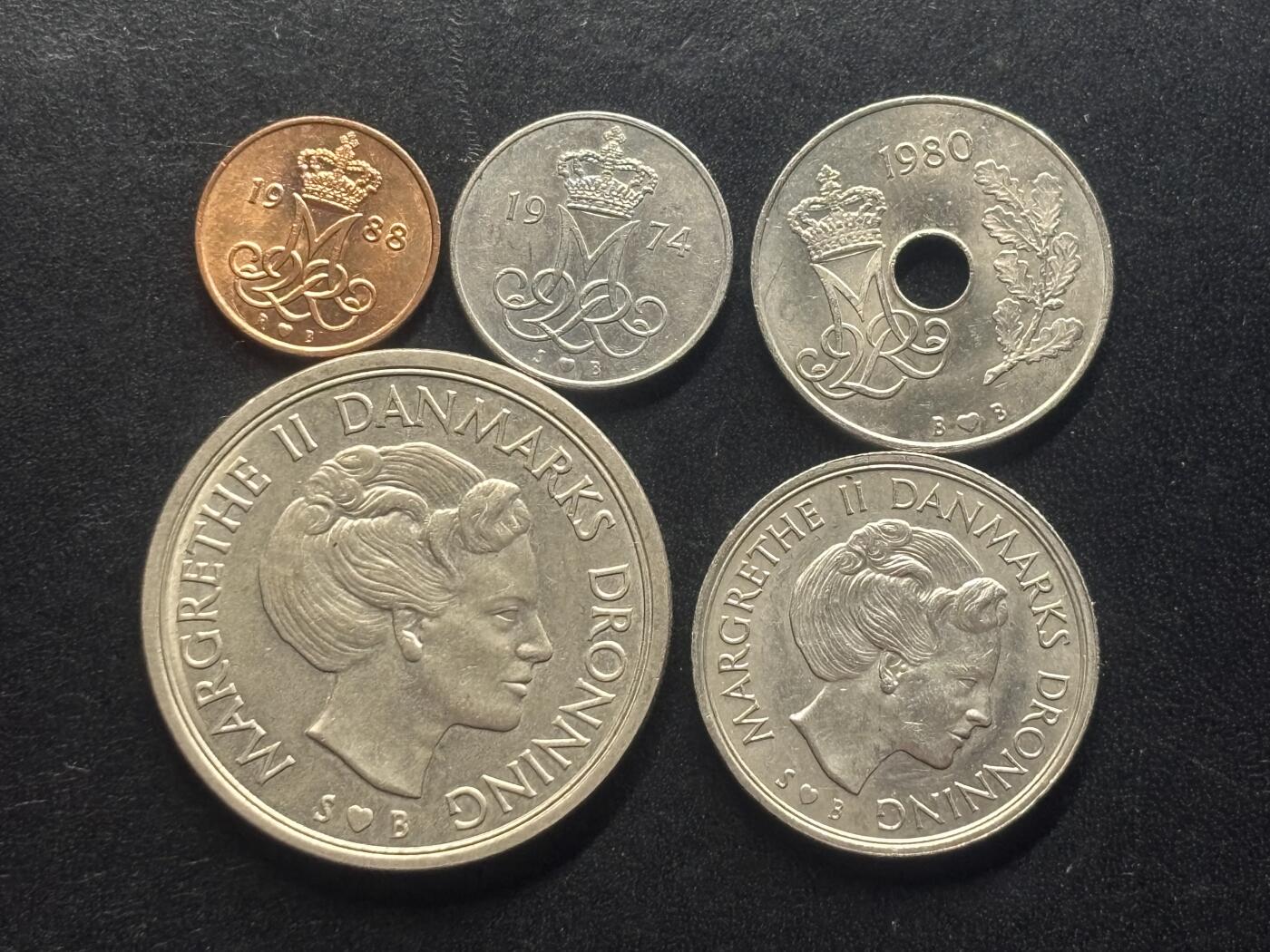 邮泉阁限时拍卖第三十九场 欧洲专场（硬币在国外。请付邮费6元。）