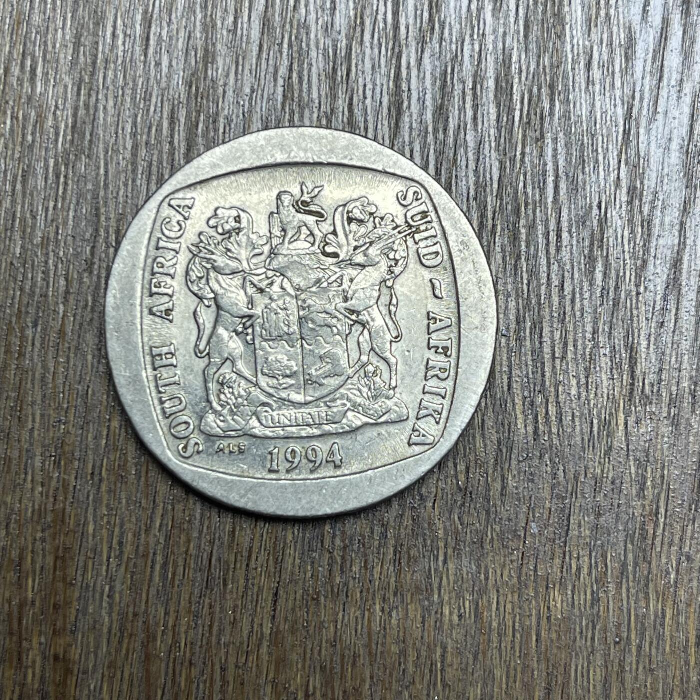 【铜匠收藏】★第137场★散币场。不寄存，30包邮。不满30元，支付5元运费。《接受代拍 代送NGC评级》 13【无寄存】1994 南非 5兰特 镍币