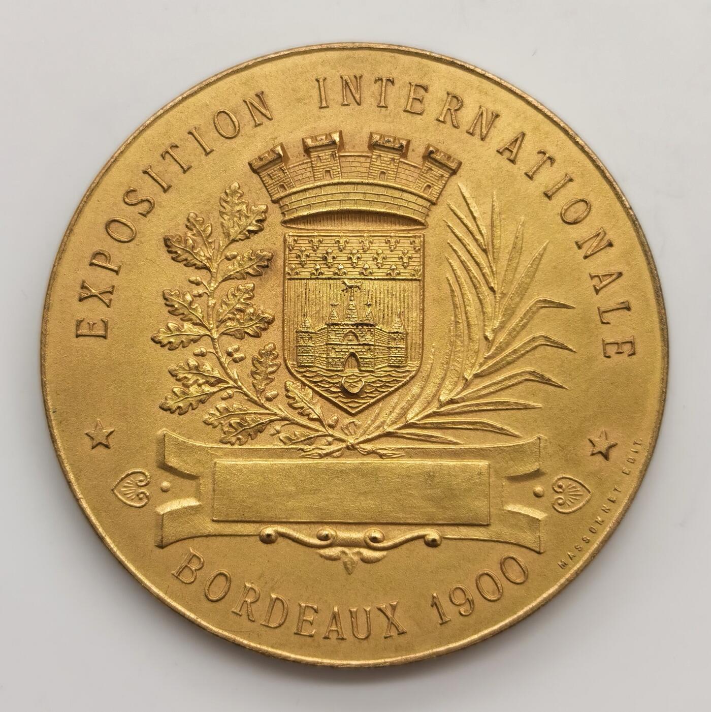 博洋堂世界钱币拍卖第156期（全场包邮） 1900年法国世博会镀金大铜章，直径50mm，设计精美，少见的一款1900世博章，带原盒