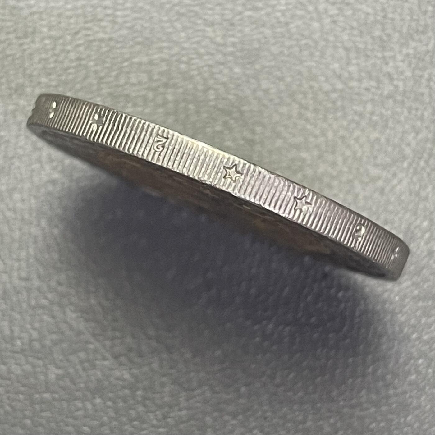 回流0110 法国2002年2欧元双金属币 生命树