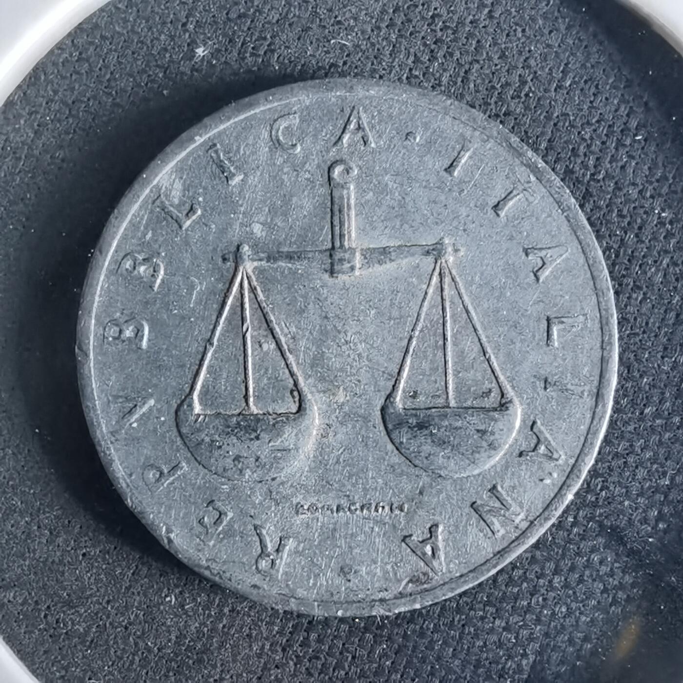 沼泽如烟--第956场 意大利1955年份1里拉