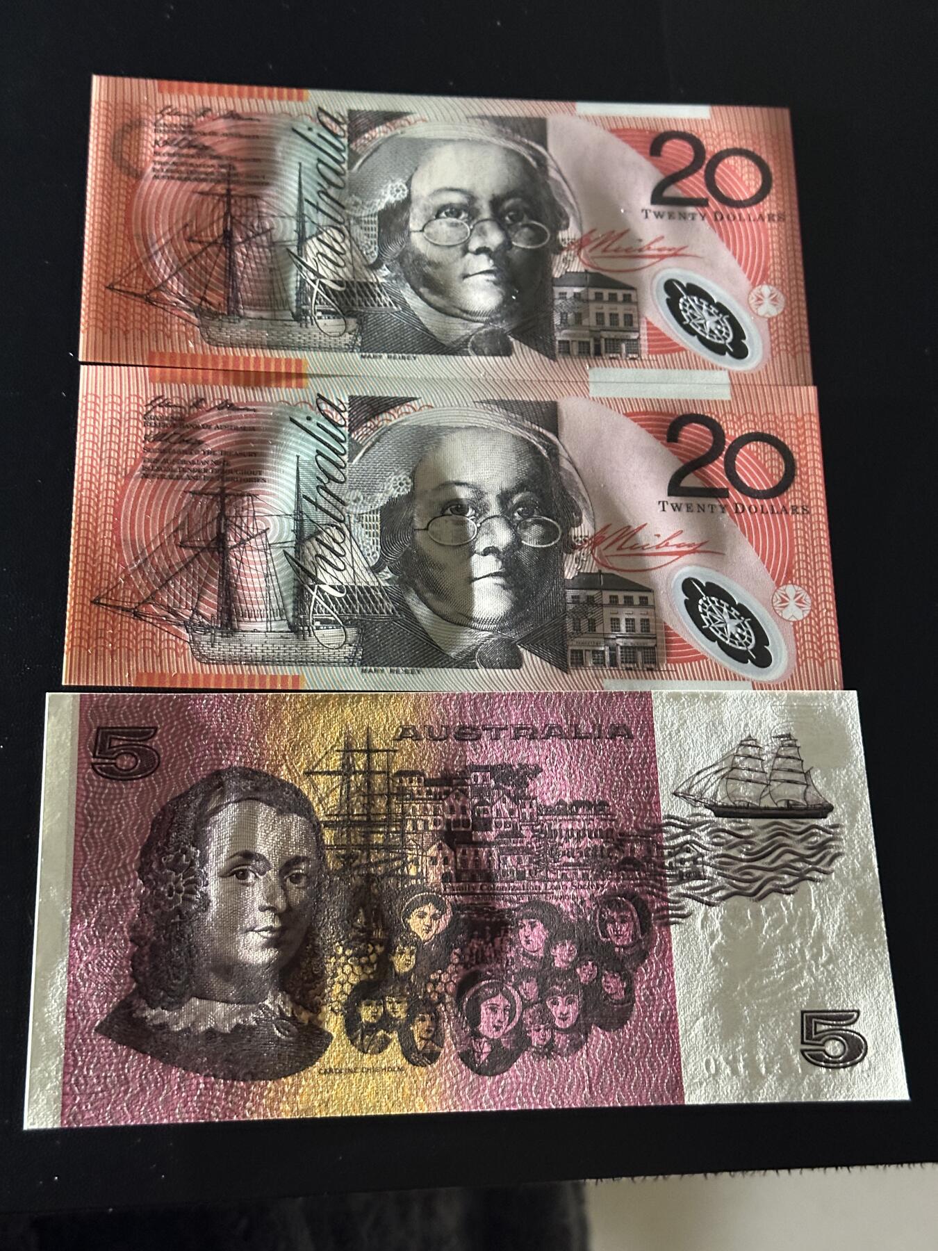 《外钞收藏家》第六百零一期（畅拍场）（本平台长期征集拍品、欢迎藏友们联系合作）