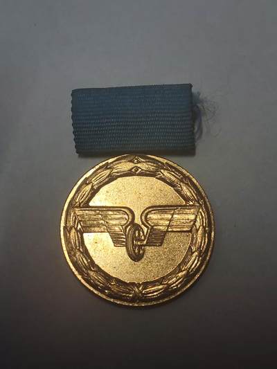 韵星假日拍卖第三十六期 -- Rimey Holidays Auction 36 - 民主德国金级铁路忠诚服务奖章