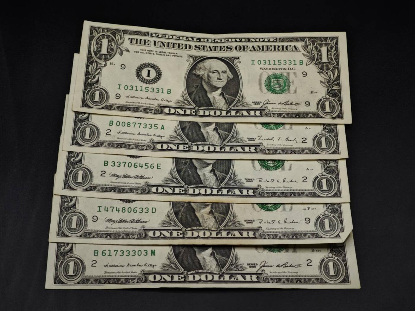 【淘币小摊】限时拍第八百四十五拍  纸币场  满百包邮可预留两周  周一统一发货  美国1美元纸币5张【有折】