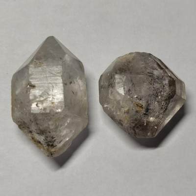 七河·世界钱币杂件水晶矿标小拍（总第33期） - 藏家出品 X679（10）云贵闪灵水晶原石2件