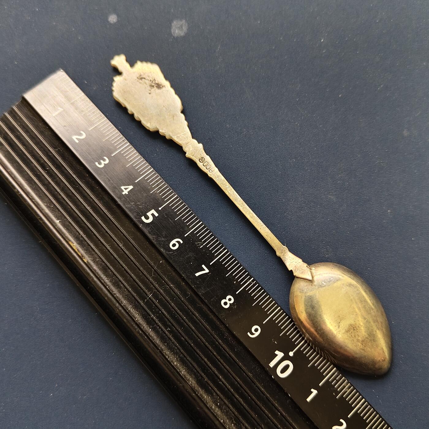 【全场包邮】纯粹捡漏拍493场 【杂件】各类卡牌+徽章+证书+银制（80%）咖啡勺一批【10.32克，纯银价约148元（按18元银价折算）】