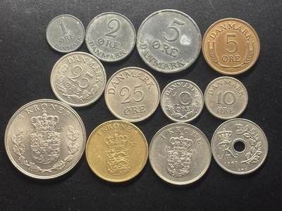 邮泉阁限时拍卖第三十九场 欧洲专场（硬币在国外。请付邮费6元。） 丹麦费德里科九世12枚