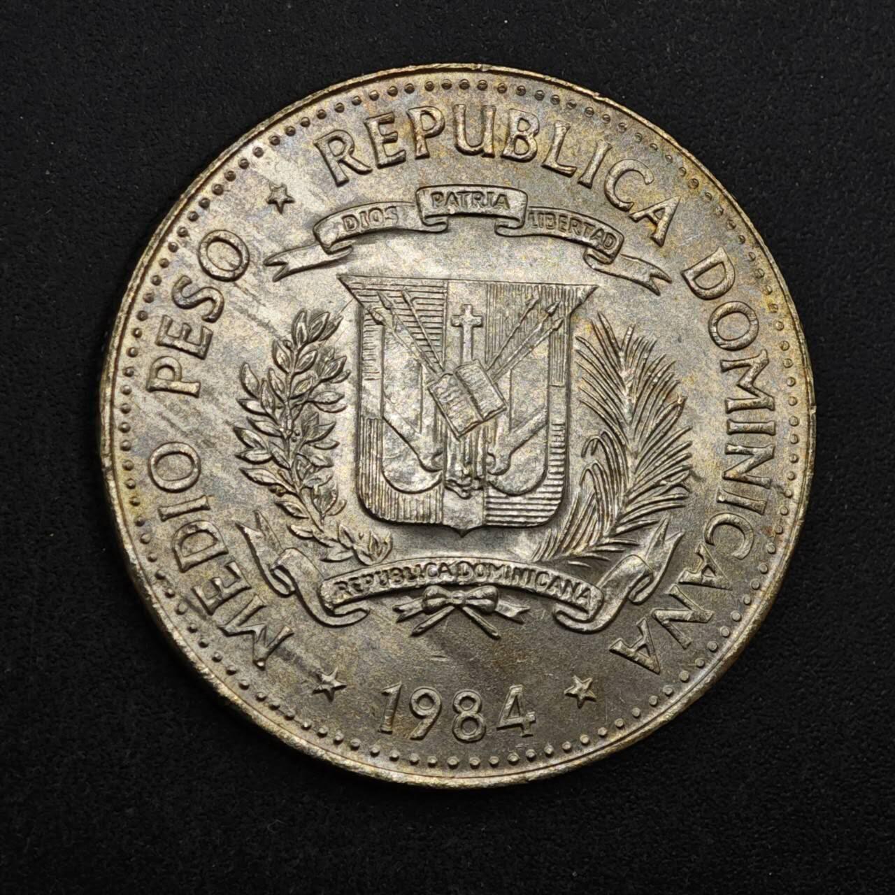 【淘币小摊】实时拍第八百四十四拍   散币场   满百包邮可预留二周 每周一统一发货   多米尼加1984年半比索镍币