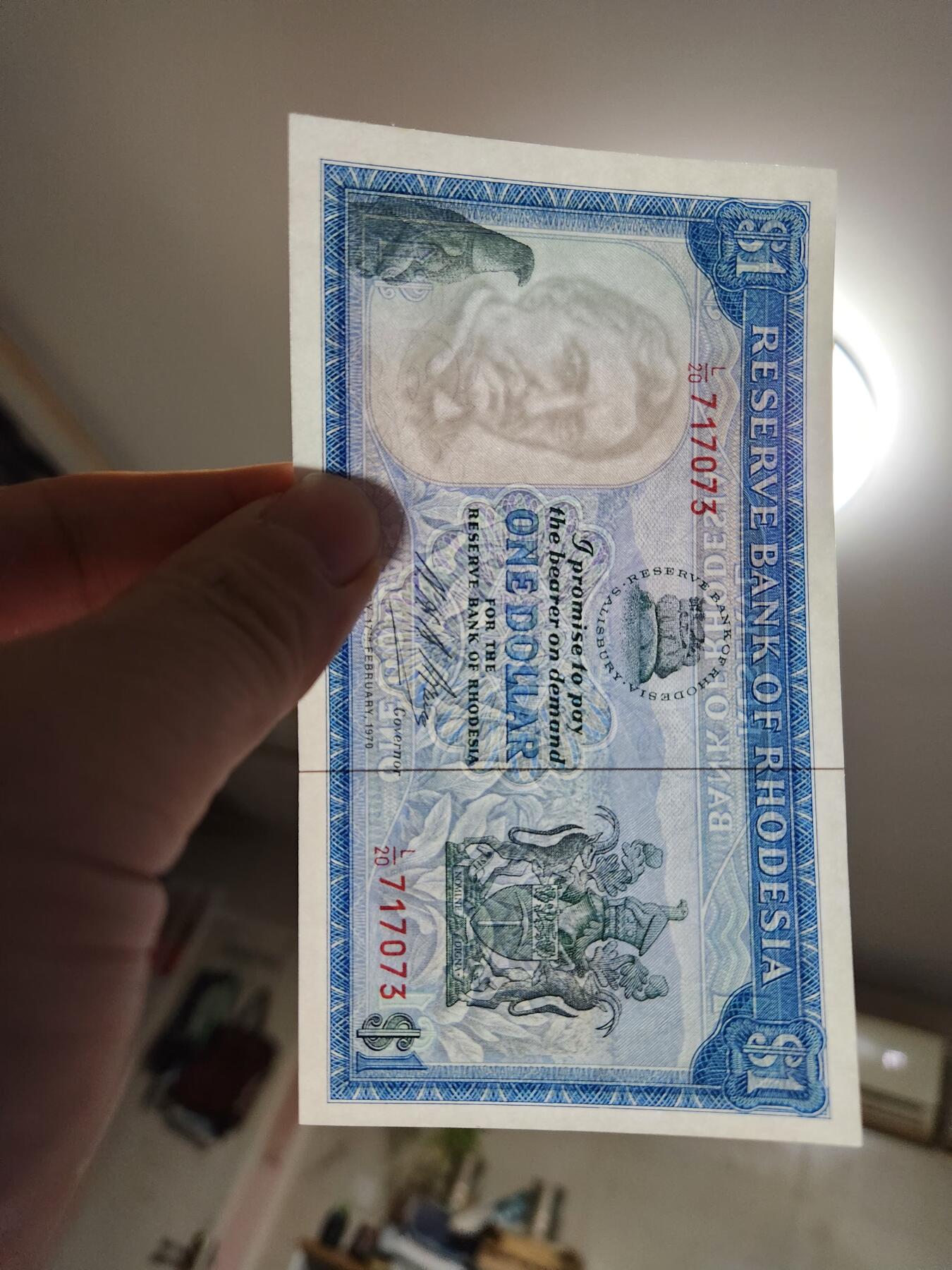 1月10号晚上8点 外国纸币自动截拍第82场 罗得西亚 1970年1元 罂粟花田 罗得西亚 首版稀少 全新