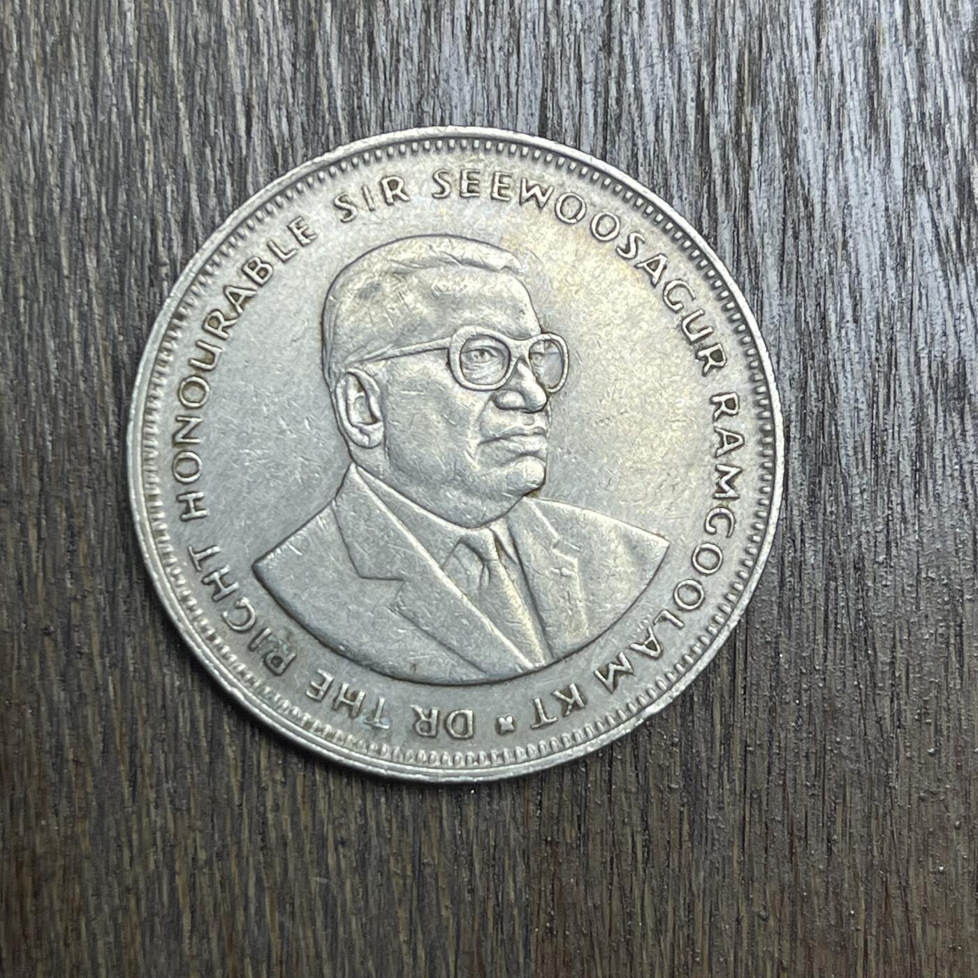 【铜匠收藏】★第137场★散币场。不寄存，30包邮。不满30元，支付5元运费。《接受代拍 代送NGC评级》 58【无寄存】1991 毛里求斯 5卢比 镍币