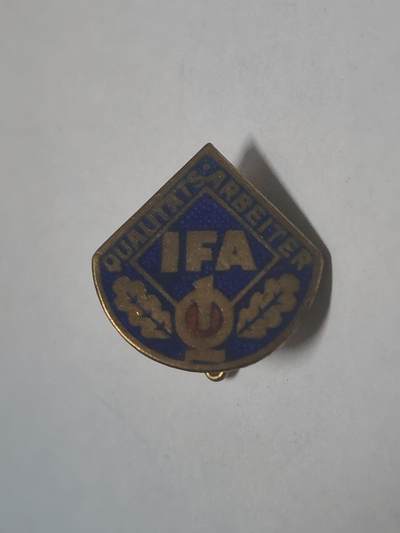 韵星假日拍卖第三十六期 -- Rimey Holidays Auction 36 - 民主德国汽车工业协会证章