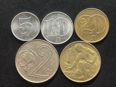 邮泉阁限时拍卖第三十九场 欧洲专场（硬币在国外。请付邮费6元。） 捷克斯洛伐克1991-1993年5枚