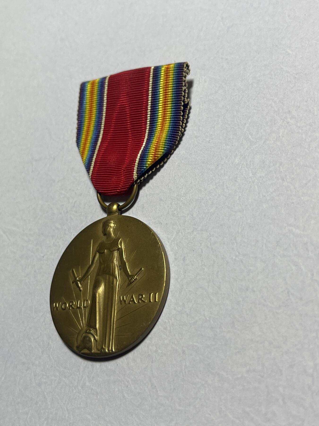 世界各国奖章纪念章徽章无底价拍卖