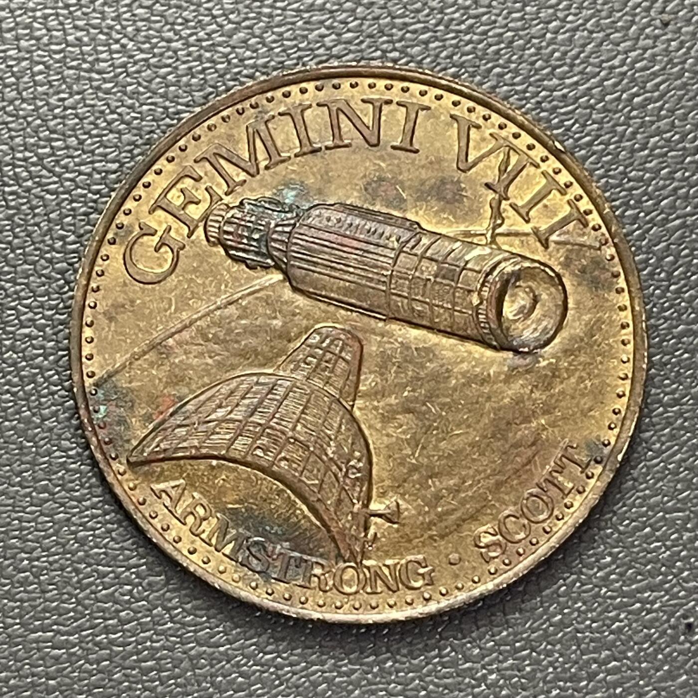 回流0110 美国1966年3月“双子座8号”航天任务纪念章