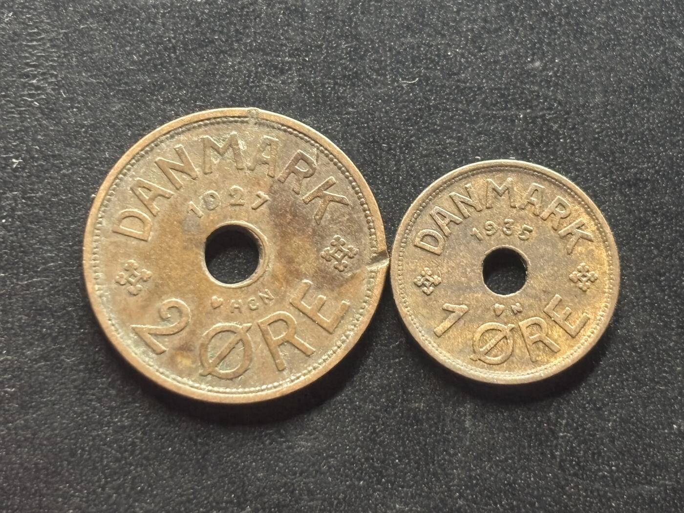 邮泉阁限时拍卖第三十九场 欧洲专场（硬币在国外。请付邮费6元。） 丹麦克里斯蒂安十世国王铜币2枚