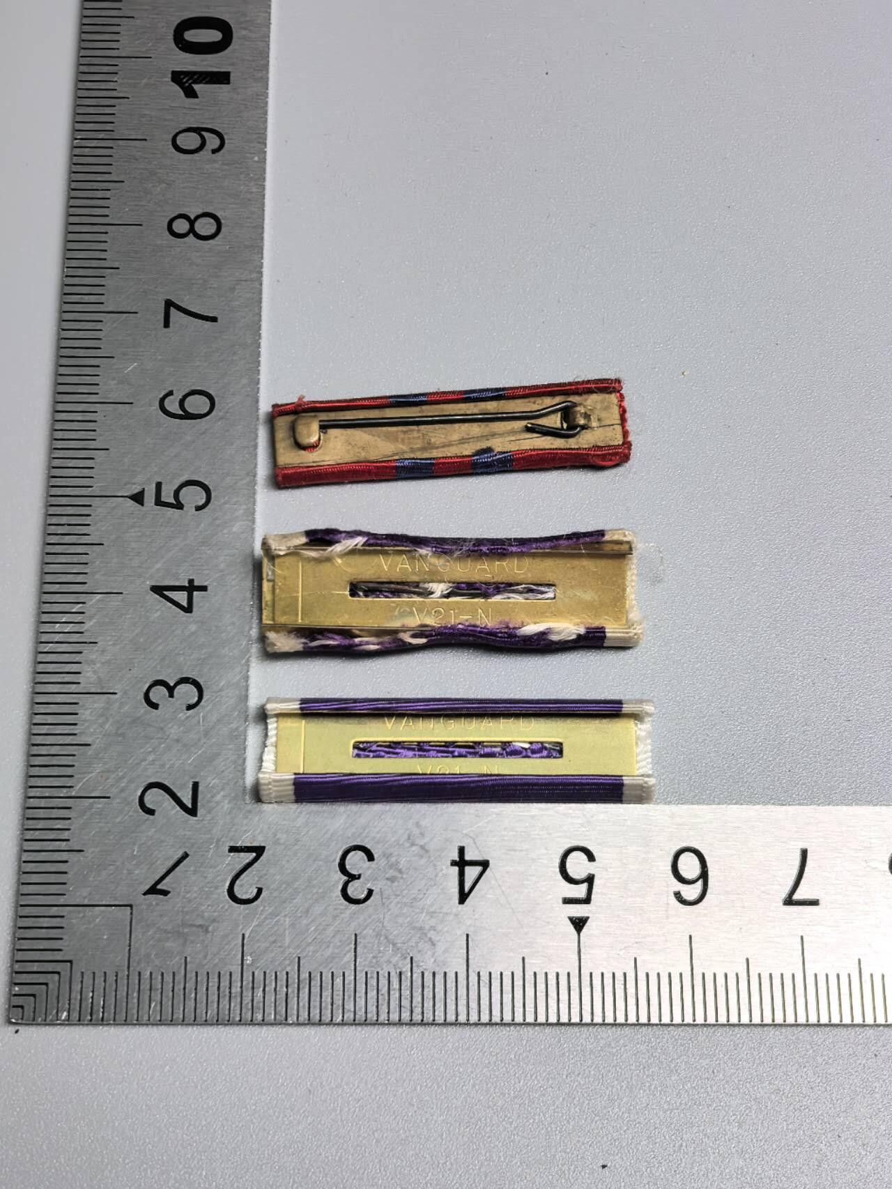 小驴勋章奖章收藏1月10日周六晚六点拍卖（珍爱和平，收藏战争，铭记历史，勿忘国耻，忠党爱国。有偿代拍，送拍规则在简介最后，参拍须阅读规则后再参拍，关系到运费包装发货时效真假辨别等关键信息，拍卖时不再发原图，看大图店主微信码在拍卖店铺介绍里）