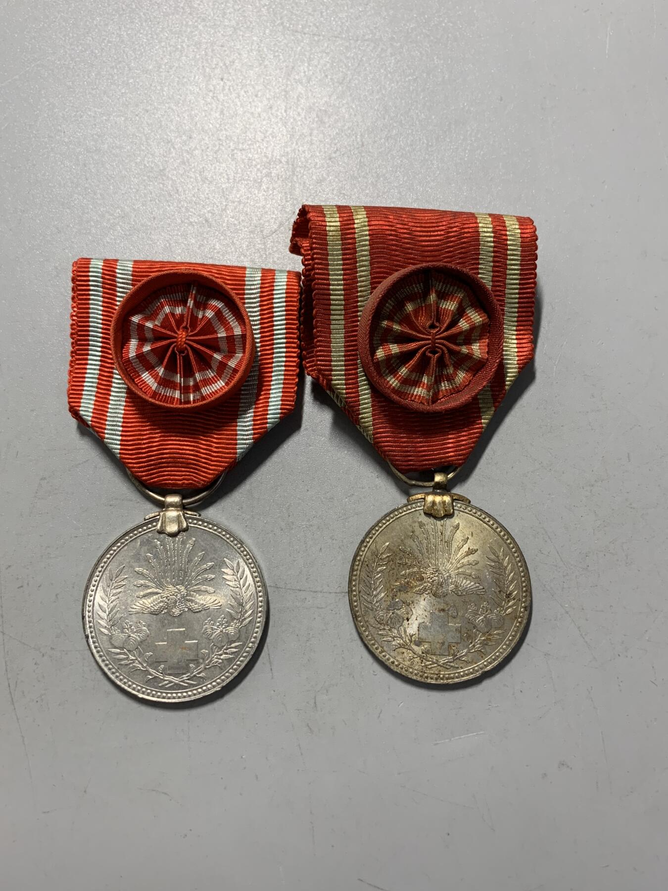 远东徽章小铺1月11日周日晚上9点结束 赤十字两枚