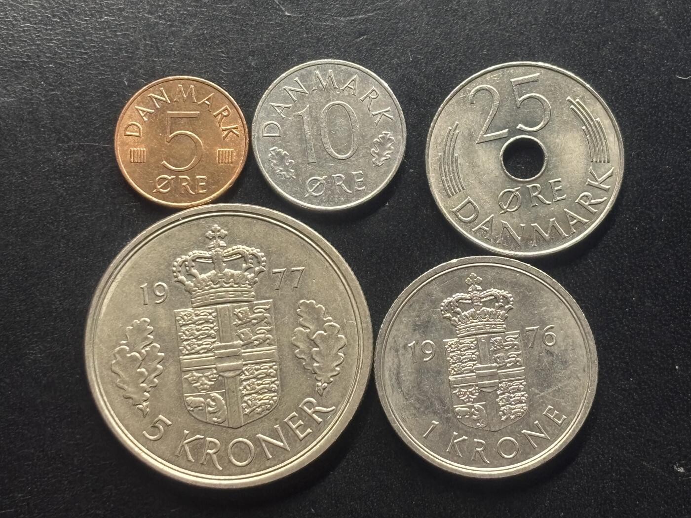 邮泉阁限时拍卖第三十九场 欧洲专场（硬币在国外。请付邮费6元。）