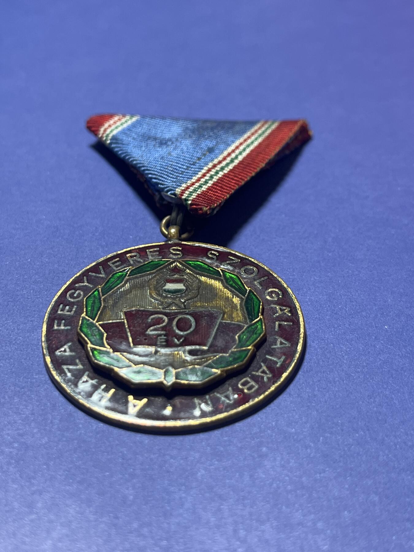 世界各国奖章纪念章徽章无底价拍卖