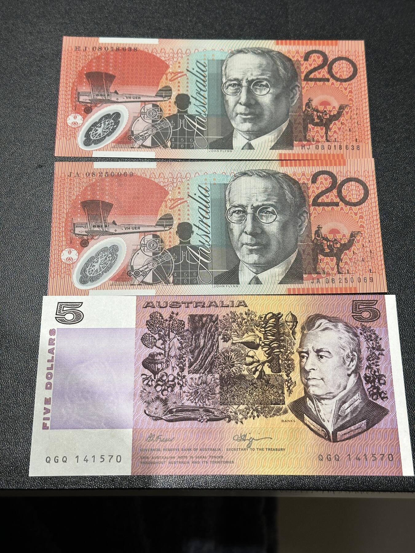 《外钞收藏家》第六百零一期（畅拍场）（本平台长期征集拍品、欢迎藏友们联系合作）