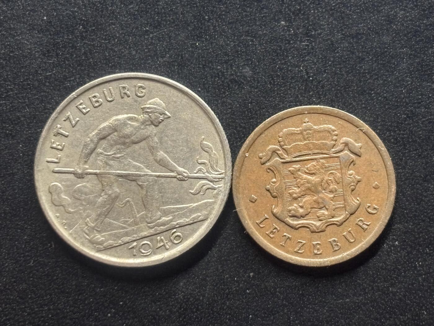 邮泉阁限时拍卖第三十九场 欧洲专场（硬币在国外。请付邮费6元。） 卢森堡夏洛特女大公2枚