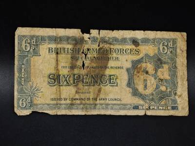 【淘币小摊】限时拍第八百四十六拍  纸币场  满百包邮可预留两周  周一统一发货  - 英国六便士军票纸币【有折】