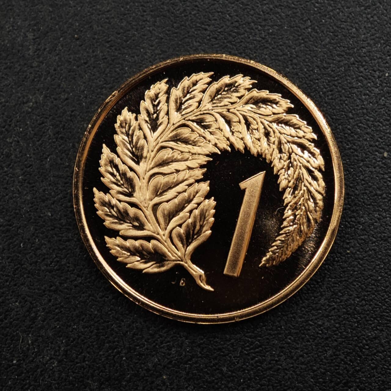 【淘币小摊】实时拍第八百四十四拍   散币场   满百包邮可预留二周 每周一统一发货   新西兰1981年1分精制铜币