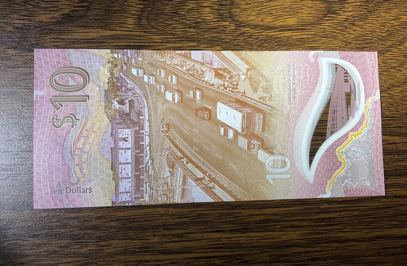 【礼羽收藏】🌏世界钱币拍卖第119期 巴巴多斯10$塑料钞2022首年A版首发C52冠，无47数2豹子999靓号(稀缺币种)绝品