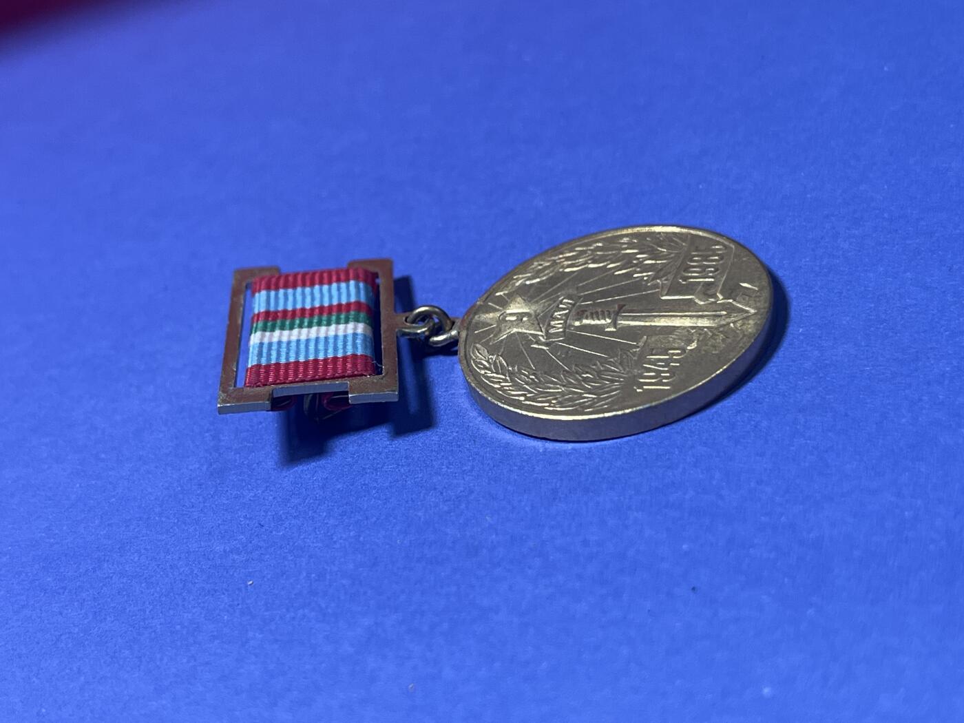 世界各国奖章纪念章徽章无底价拍卖