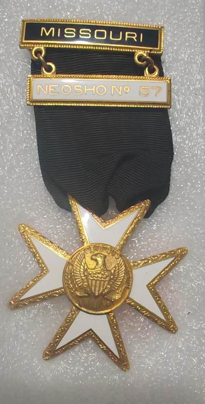 外国货币 - （亚马逊售价约150美元）国密苏里州尼欧肖市（Neosho）第57号共济会/兄弟会成员徽章☛（镀金））