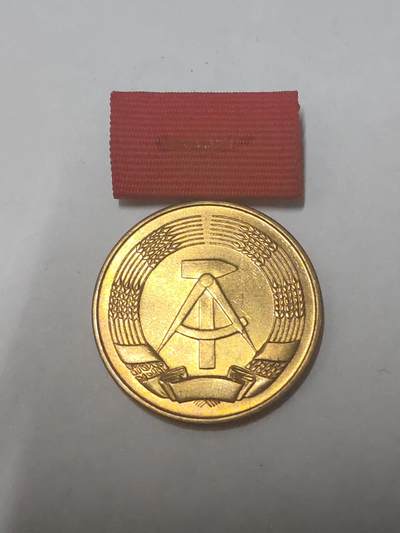 韵星假日拍卖第三十六期 -- Rimey Holidays Auction 36 - 民主德国成立四十周年纪念章