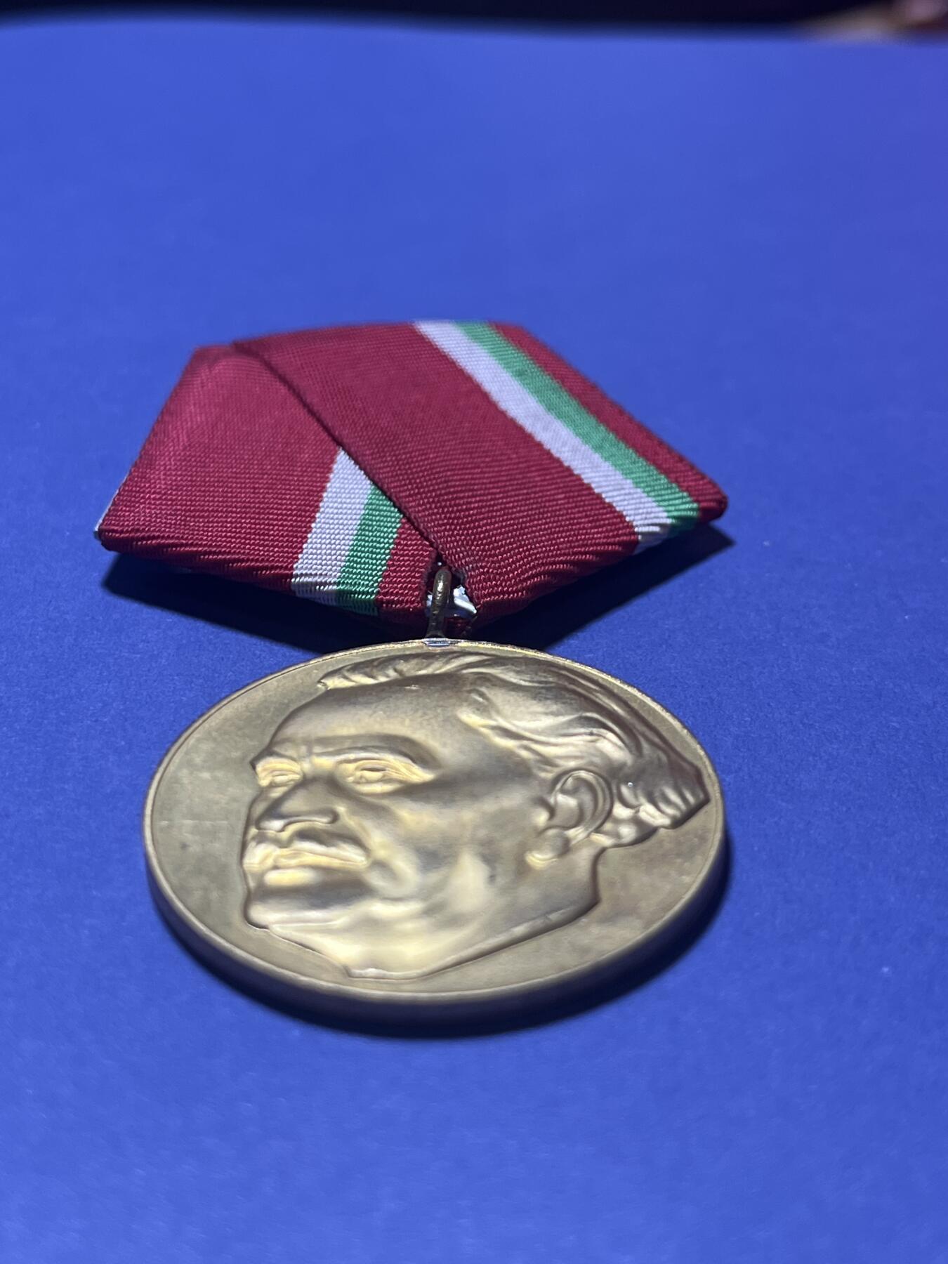 世界各国奖章纪念章徽章无底价拍卖