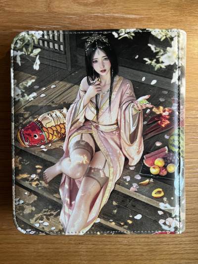 欢迎送拍、零成本上架，释放现金流，合理分配上拍卡品 - 【四宫卡册】st刷子 无内页