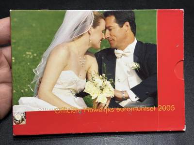 《外钞收藏家》第六百零一期（畅拍场）（本平台长期征集拍品、欢迎藏友们联系合作） - 2005年荷兰结婚纪念册8枚硬币一套+1991年新西兰橄榄球世界杯纪念币 一起