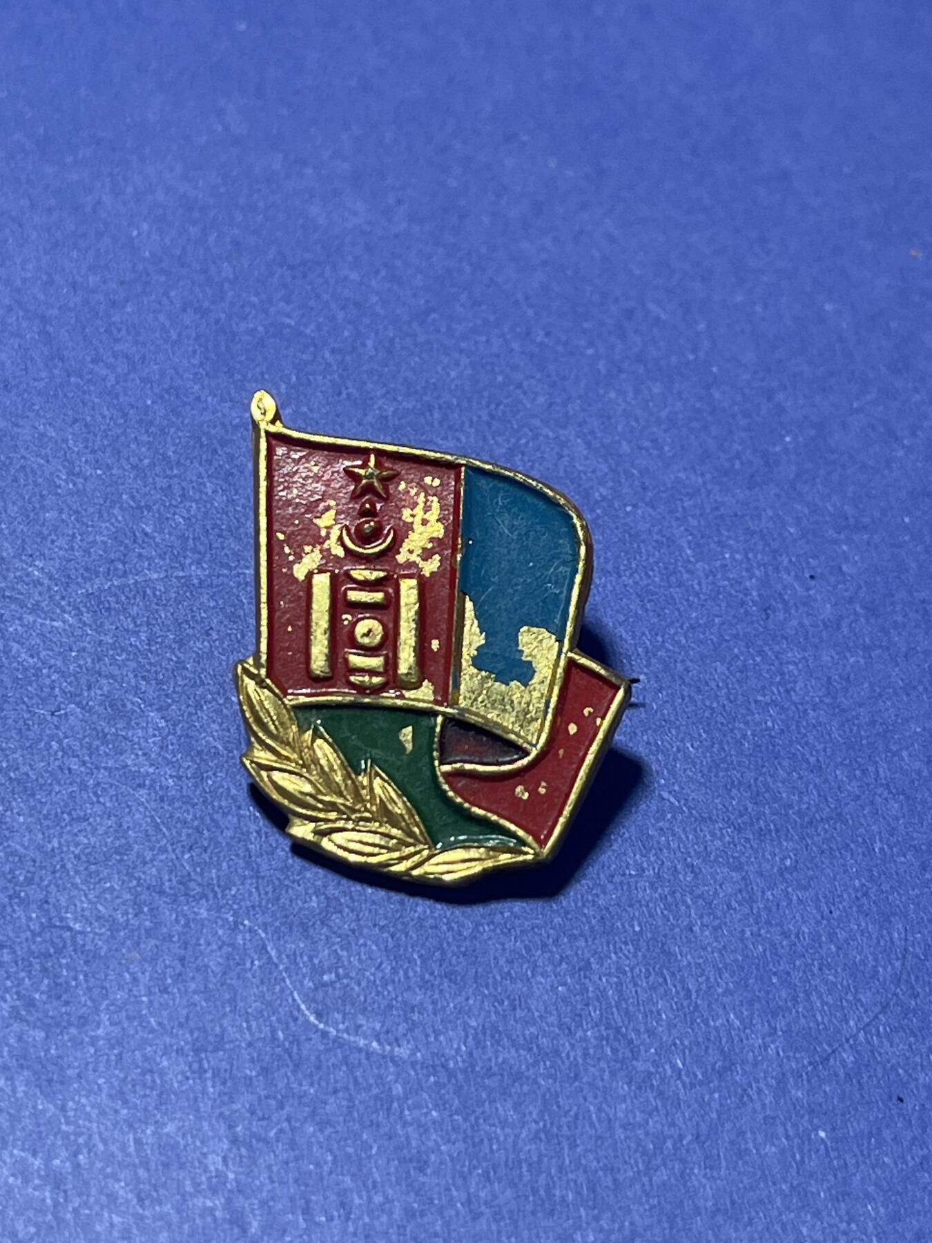 世界各国奖章纪念章徽章无底价拍卖