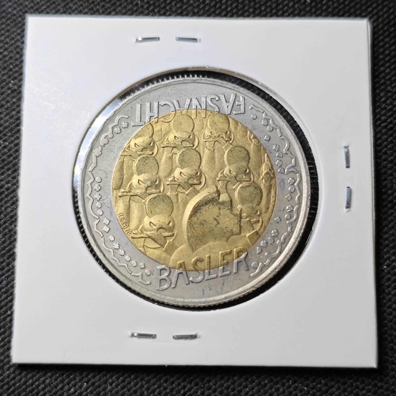 KK钱币收藏小铺  第399期  百期特拍（四拍之三）2月预留时间 周末发货   2000瑞士5法郎双色纪念币