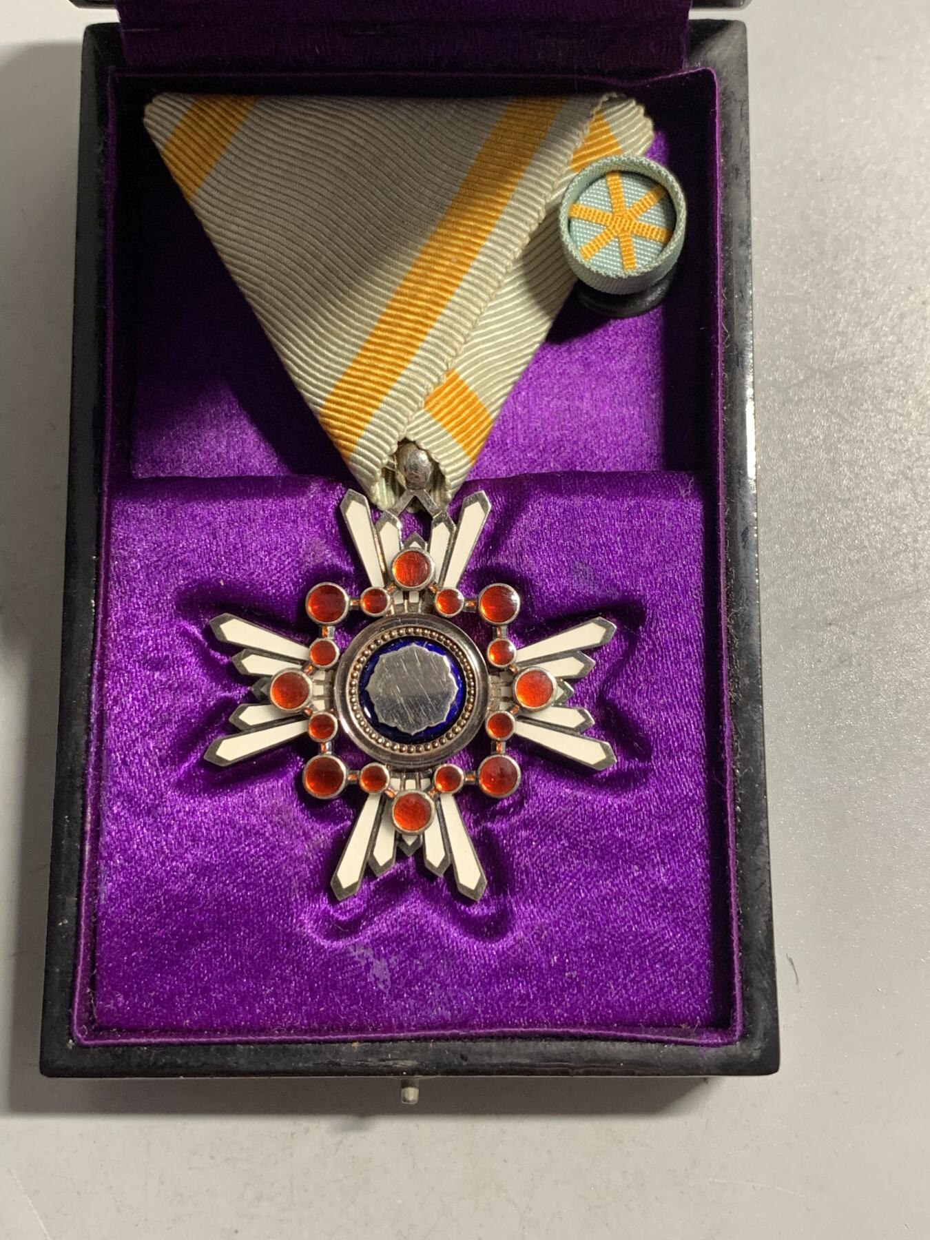 远东徽章小铺1月11日周日晚上9点结束