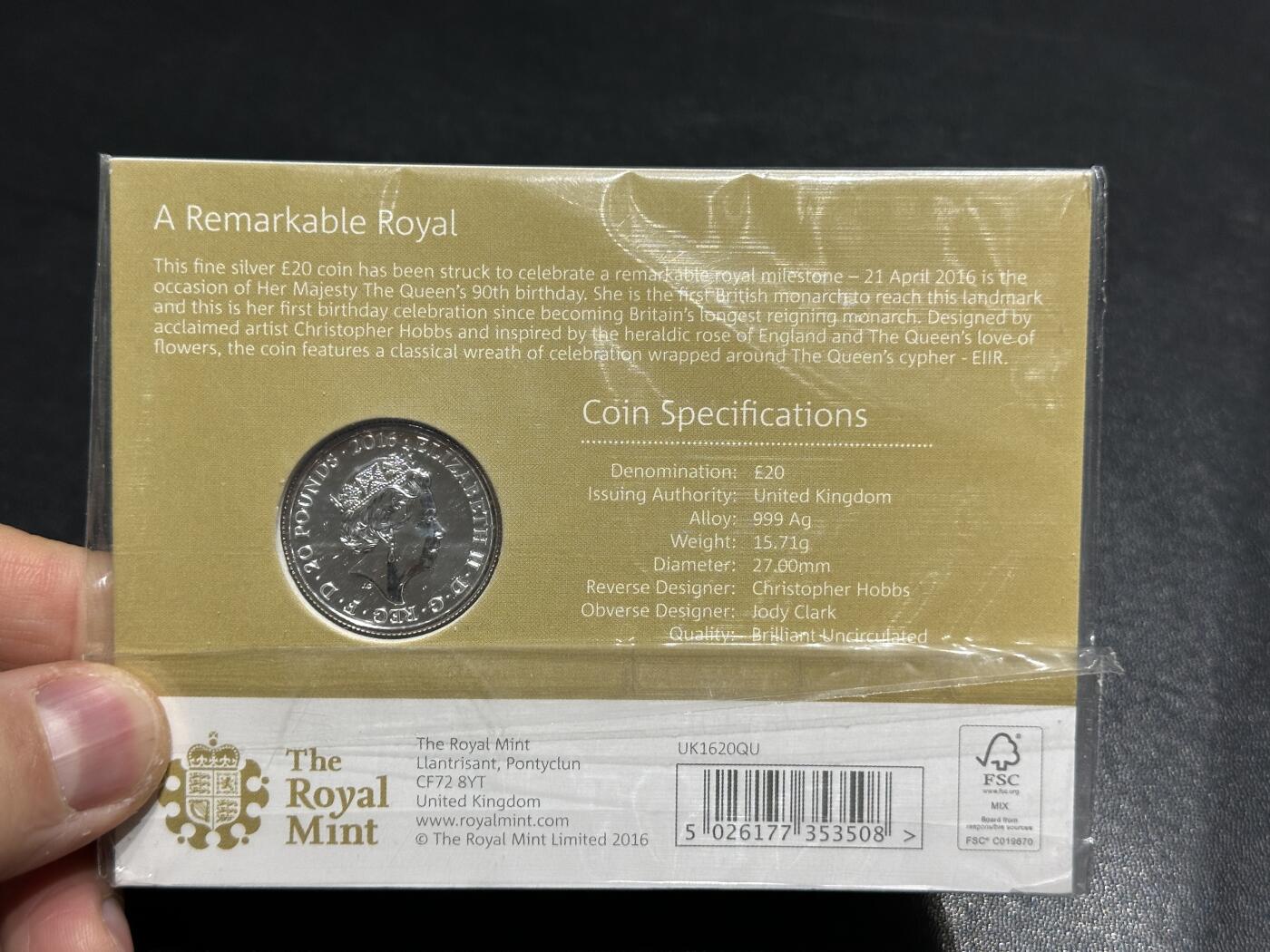 《外钞收藏家》第六百零一期（畅拍场）（本平台长期征集拍品、欢迎藏友们联系合作） 英国2016年20镑女王90大寿精制纪念银币（1/2盎司纯银）