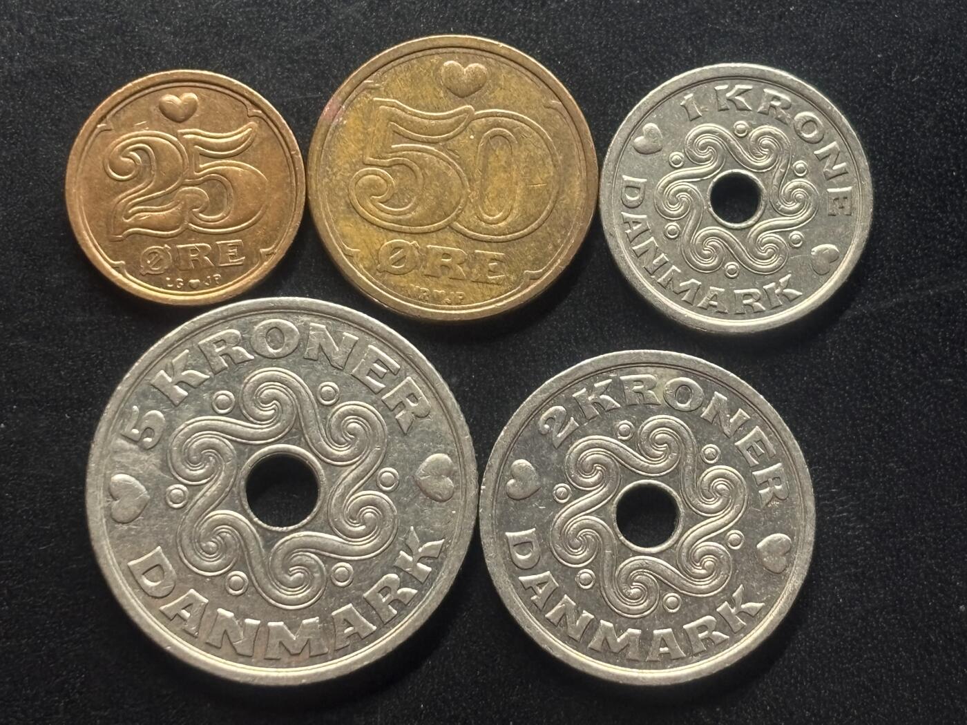 邮泉阁限时拍卖第三十九场 欧洲专场（硬币在国外。请付邮费6元。）