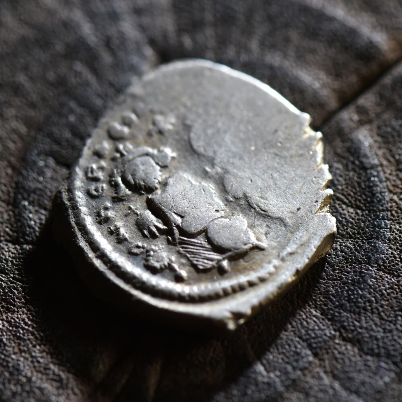 【良泉】【春节前最后一场】2月5日晚19.30点开拍！208组，本场结束后预存钱币的朋友请告知，将连同本场拍品一起邮寄，预祝诸位春节愉快！ 【罕见】公元615-638年【拜占庭帝国】希拉克略与其长子君士坦丁三世银币，6.75克，君士坦丁堡造币厂打制