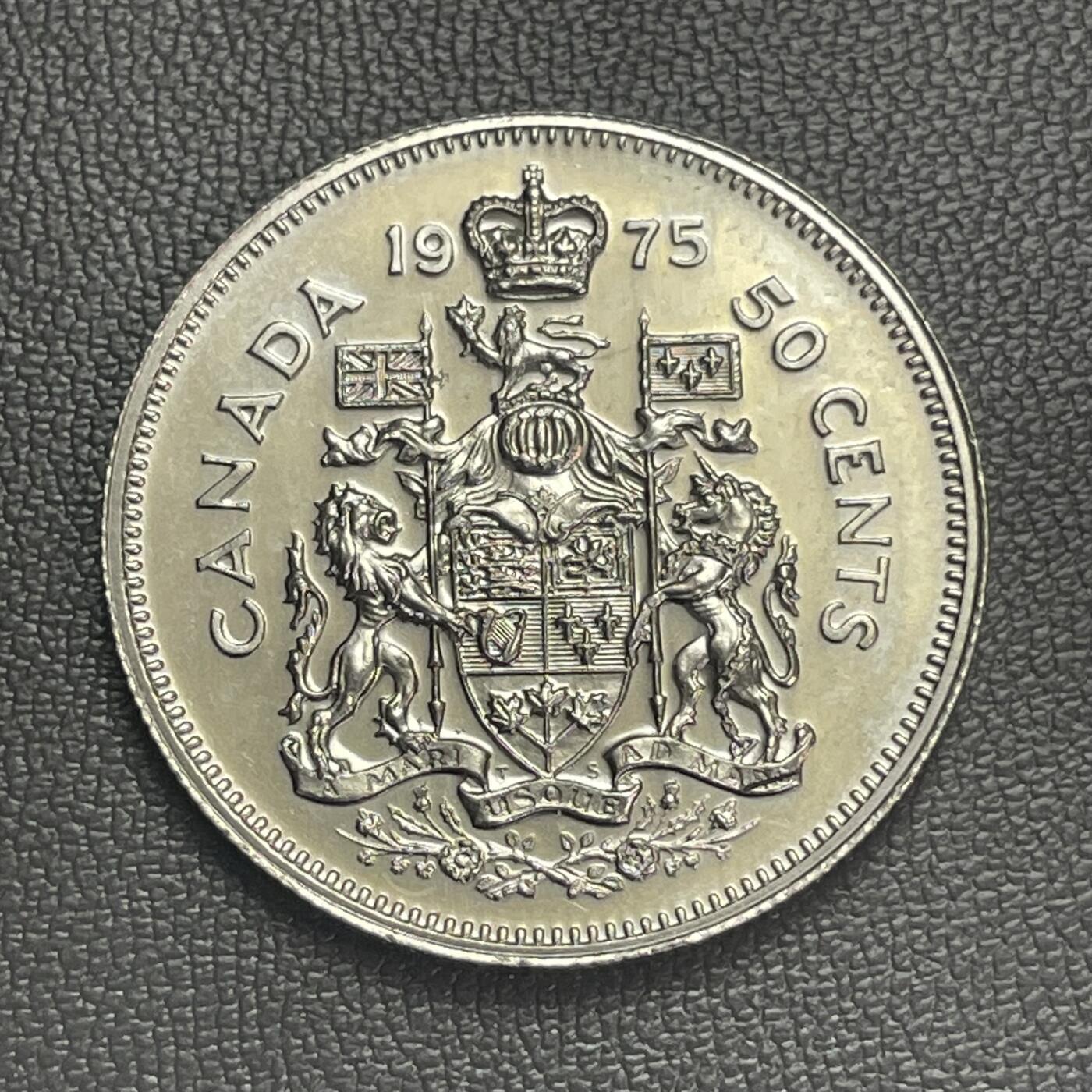 回流0110 加拿大1975年50分精制镍币 加拿大国徽
