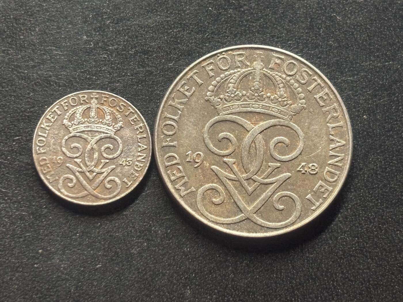 邮泉阁限时拍卖第三十九场 欧洲专场（硬币在国外。请付邮费6元。） 瑞典古斯塔沃五世国王铁币2枚