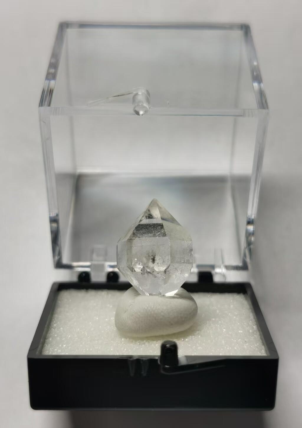 七河·世界钱币杂件水晶矿标小拍（总第33期）