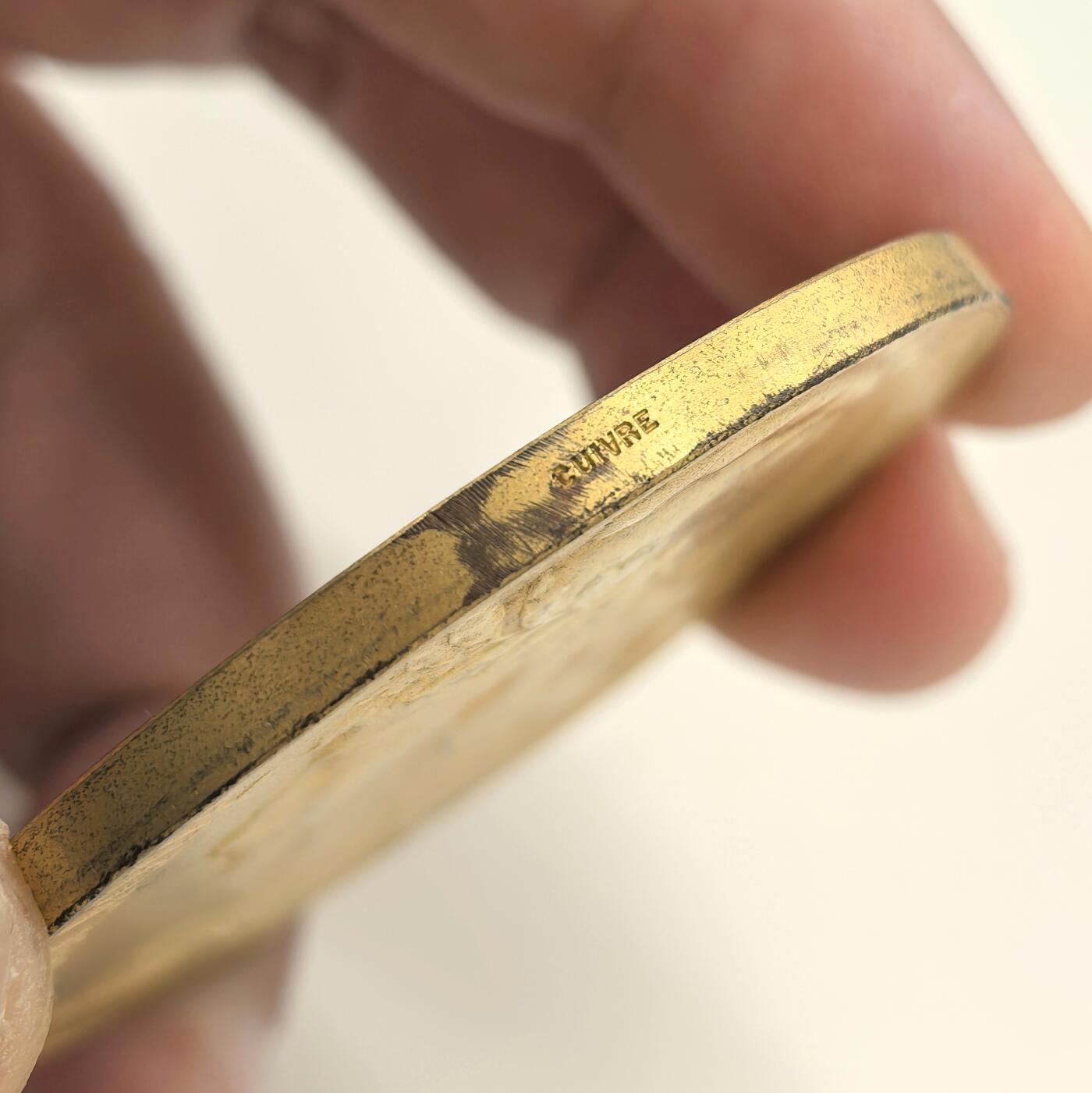 博洋堂世界钱币拍卖第156期（全场包邮） 1900年法国世博会镀金大铜章，直径50mm，设计精美，少见的一款1900世博章，带原盒