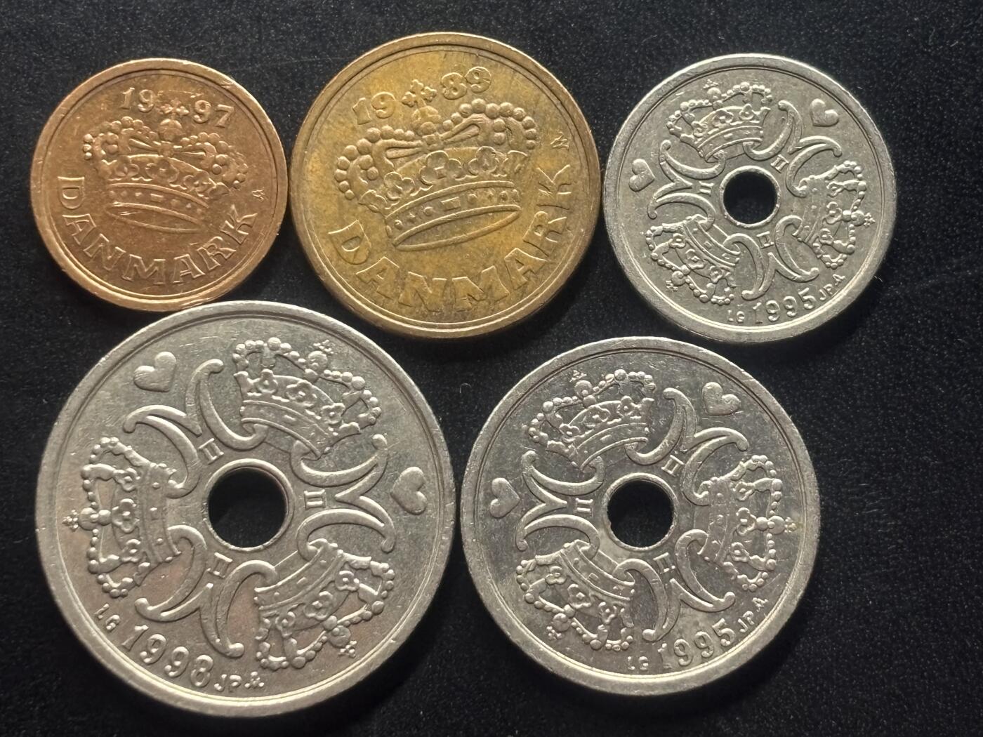 邮泉阁限时拍卖第三十九场 欧洲专场（硬币在国外。请付邮费6元。）